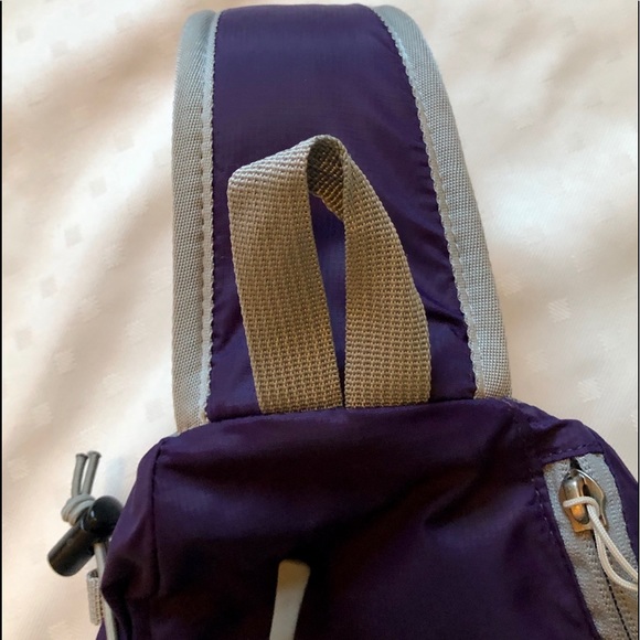 Eddie Bauer Sling Pack - Picture 5 of 5